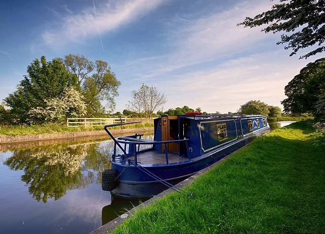 Boat hire in Northern England